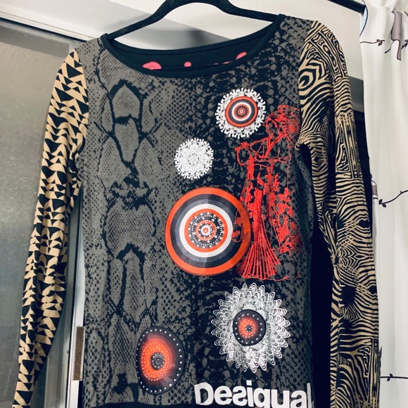 Desigual Long Sleeve T: red geisha & mandalas sz S - Picture 3 of 7